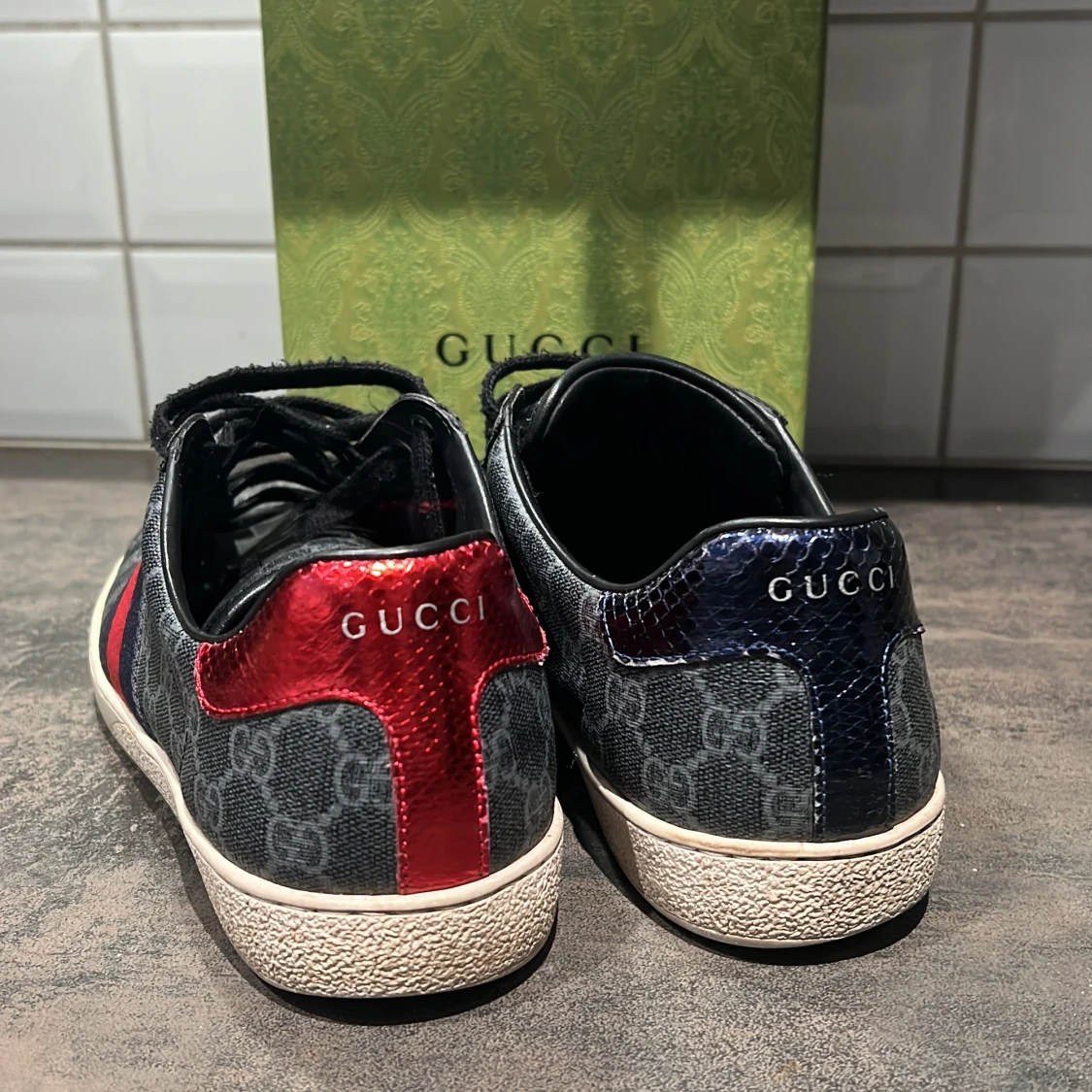 Gucci sneakers med GG-mönster - 1