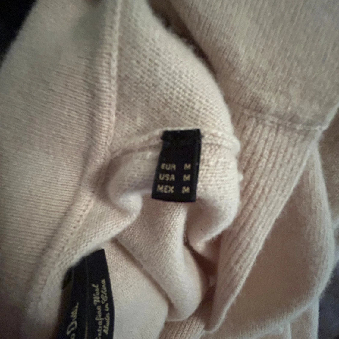 Beige ulltröja med krage från Massimo Dutti - 3