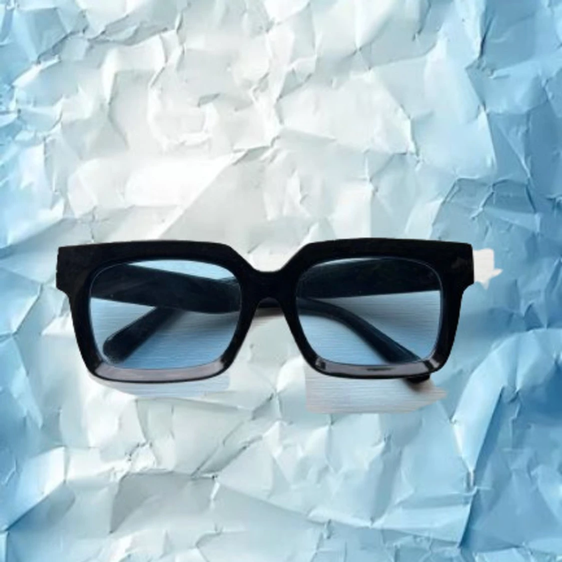 Blåa Solglassögon - 2