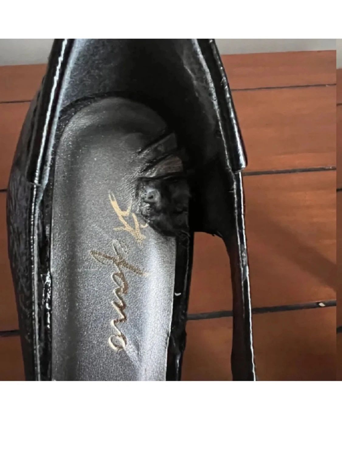 Svarta klackskor  - 1