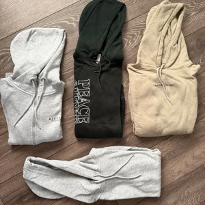 Hooides - 1. Grå hoodie från hm storlek Xs                                        2. Mörkgrön hoodie från hm storlek S 3. Beige hoodie från speechless storlek S 4. Grå hm hoodie storlek xs
