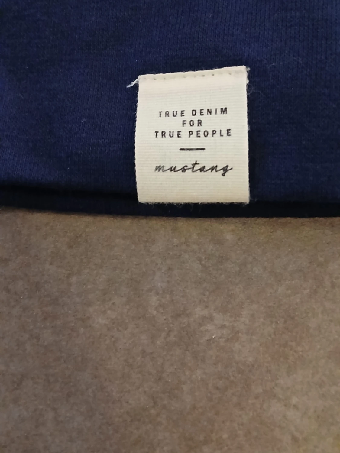 Mörkblå sweatshirt från Mustang - 2