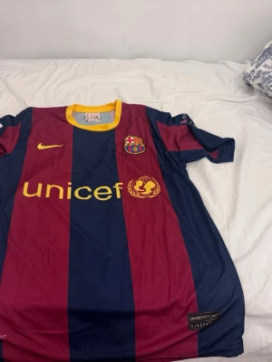 Fotbollströja,fc Barcelona  - Säljer en Barca tröja,neymar