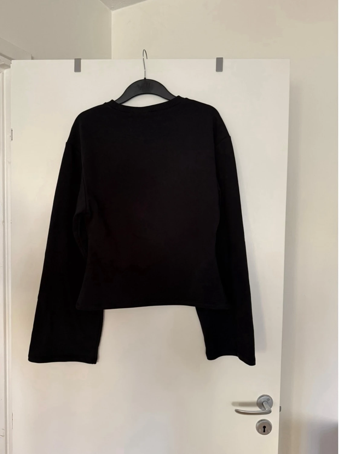 Tröja svart  - 1