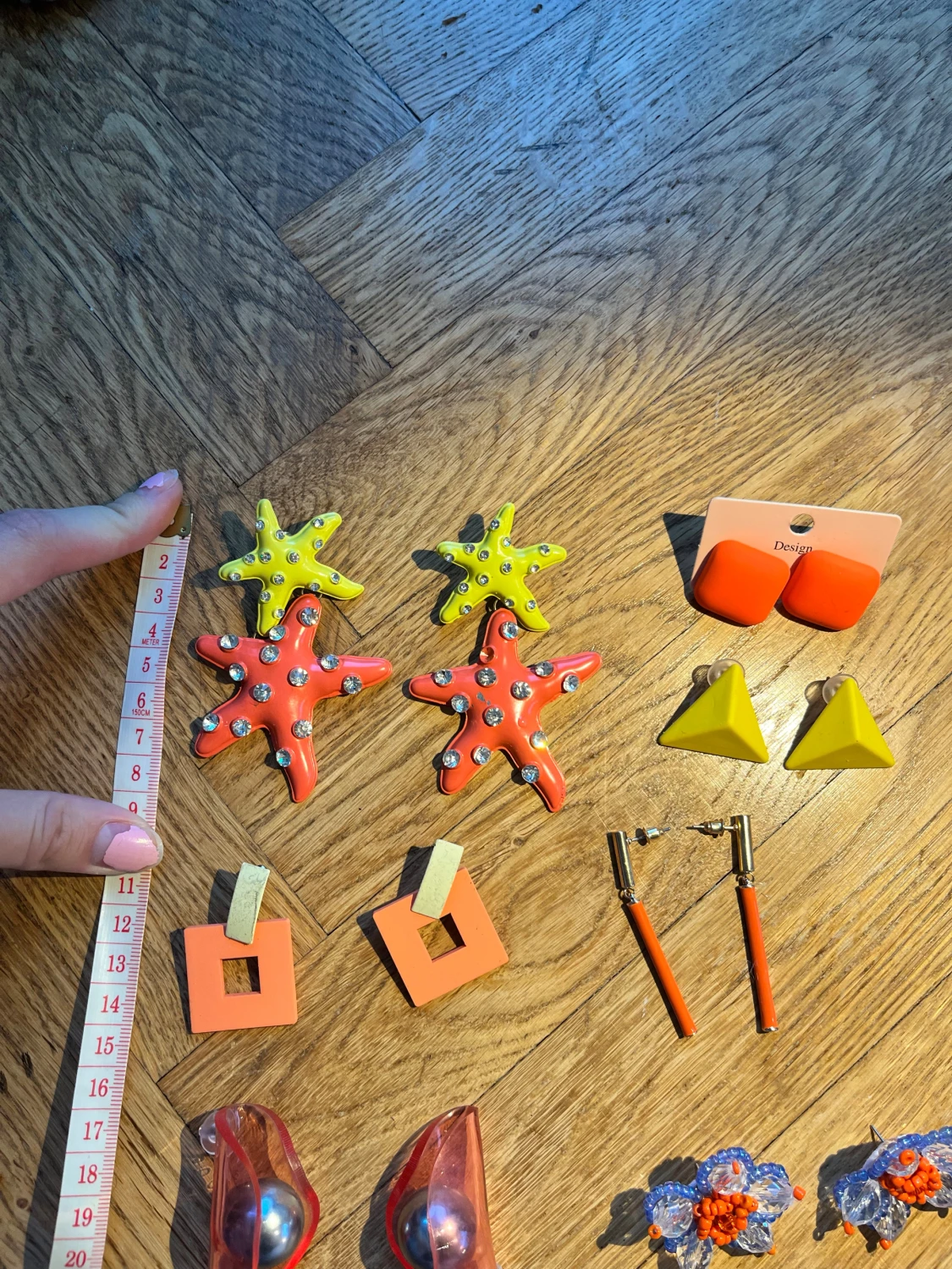 Färgglada statementörhängen, 6 par - 1