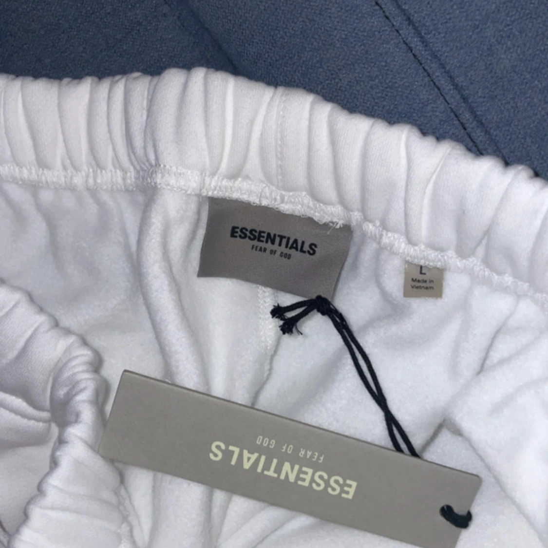 Vita shorts från Essentials Fear of God - 1