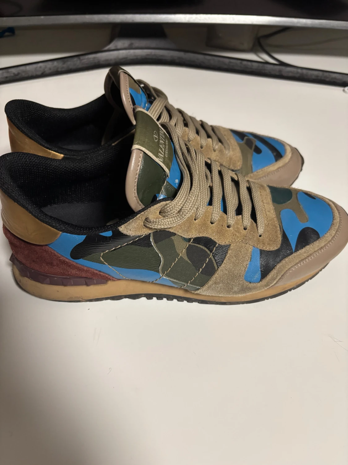 Valentino rockrunners