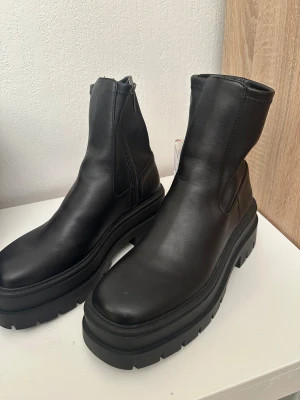 Helt oanvänd och nya  - Storlek 39 