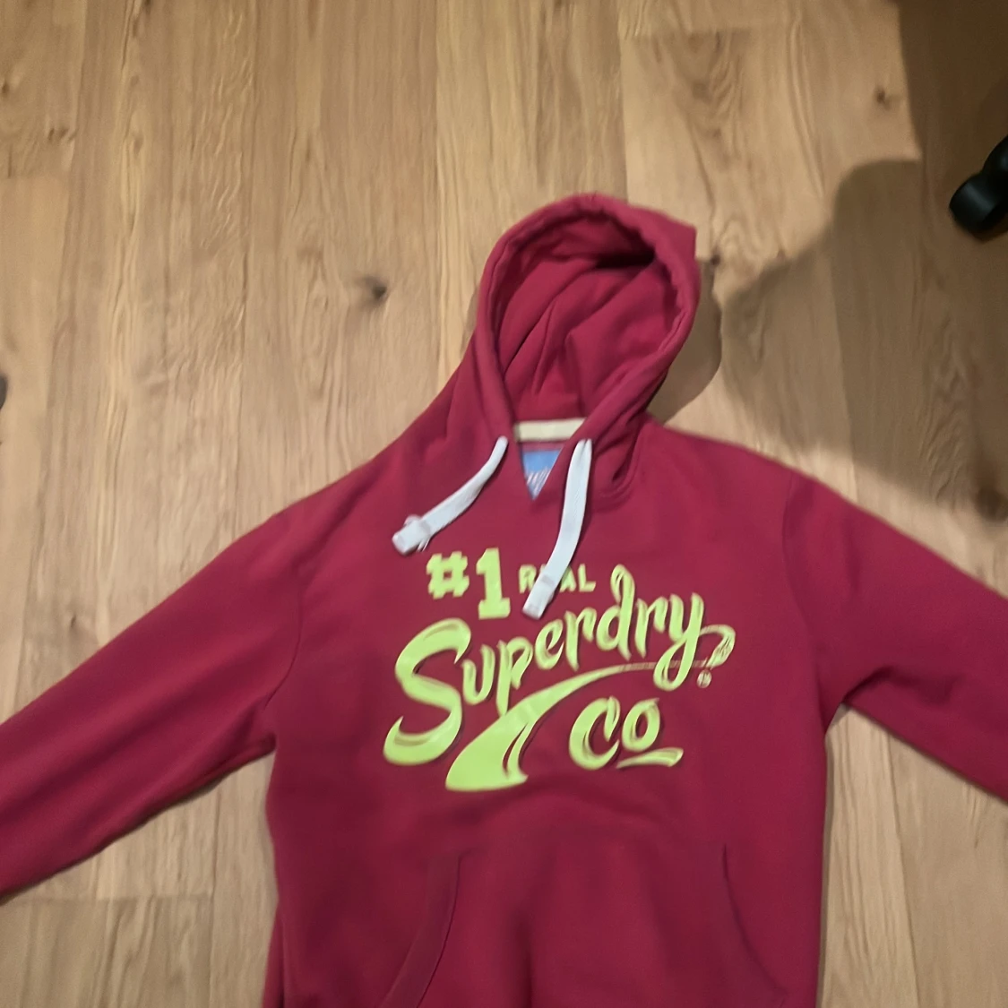 Röd Superdry hoodie med tryck - 2