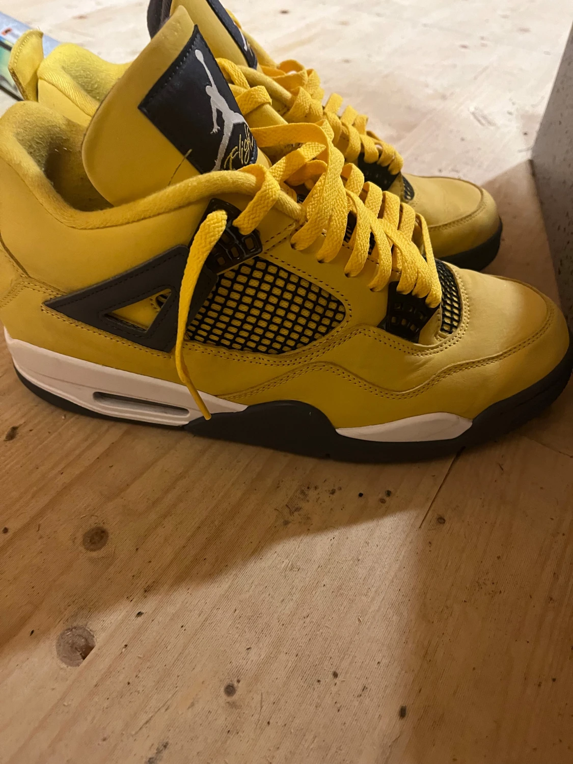 Nike Air Jordan 4 Retro 'Lightning' gul - 2