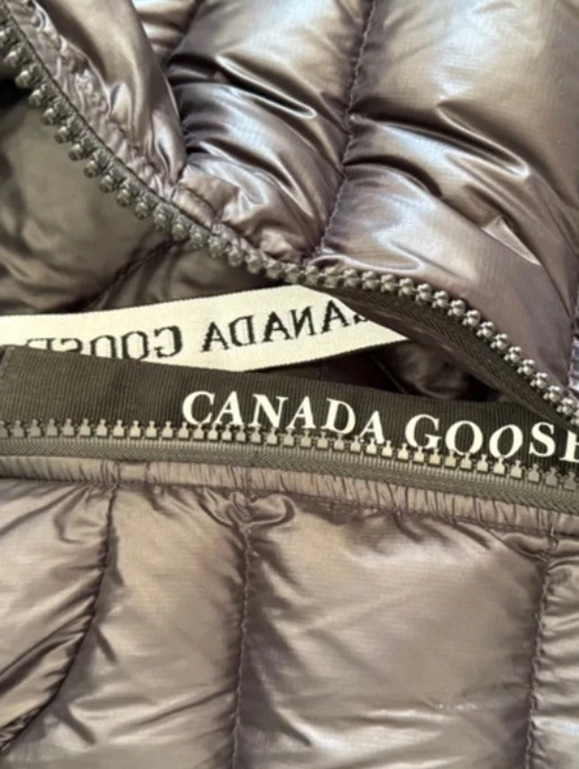 Svart dunjacka från Canada Goose S - 2