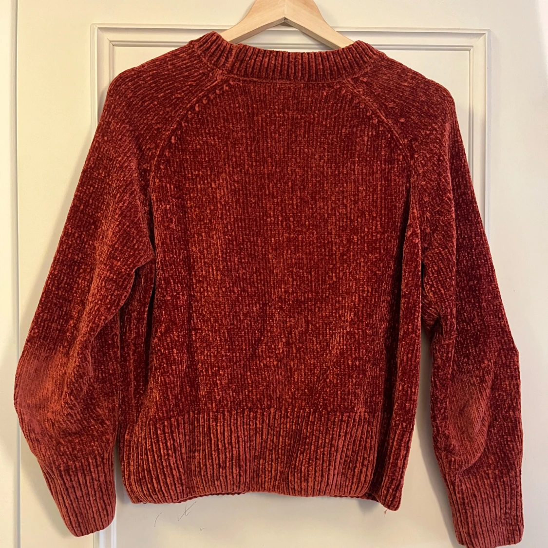 Röd stickad tröja från KappAhl - 1