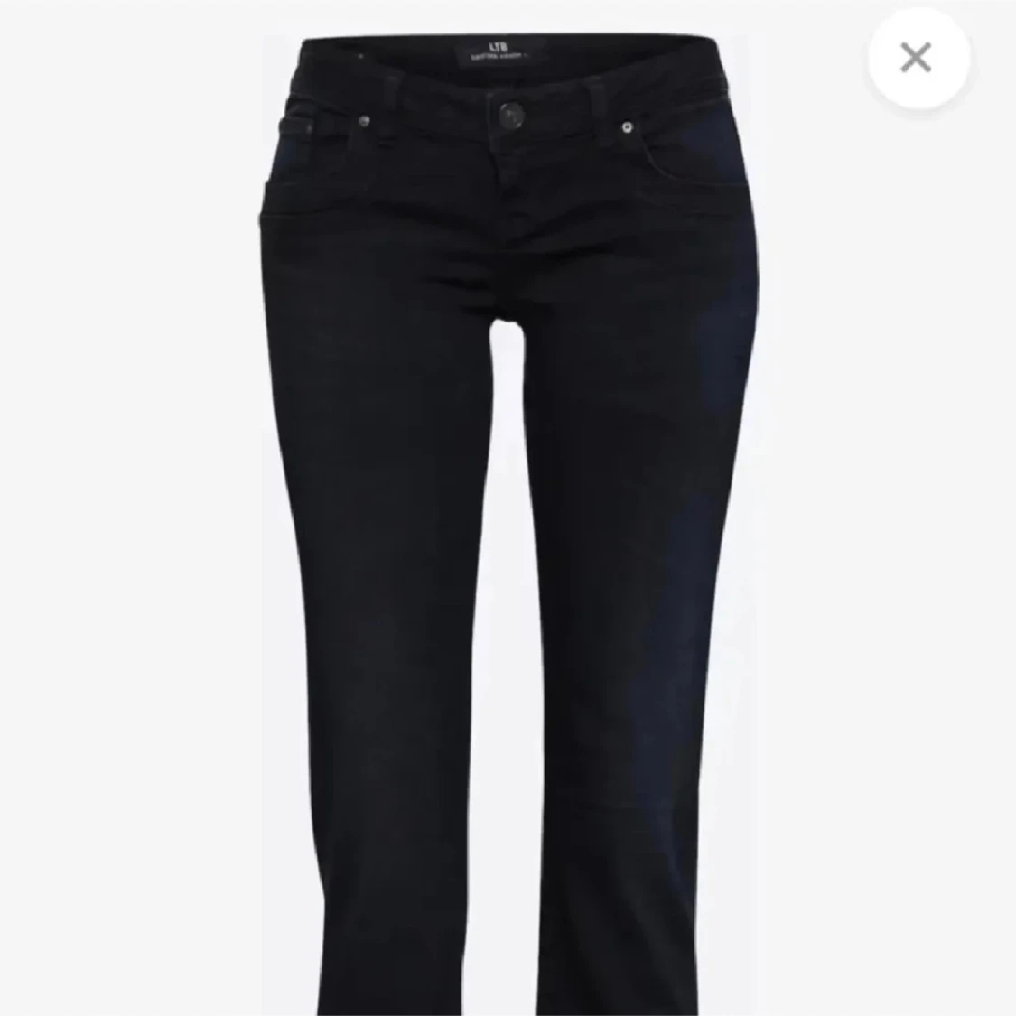 Svarta jeansbyxor från LTB