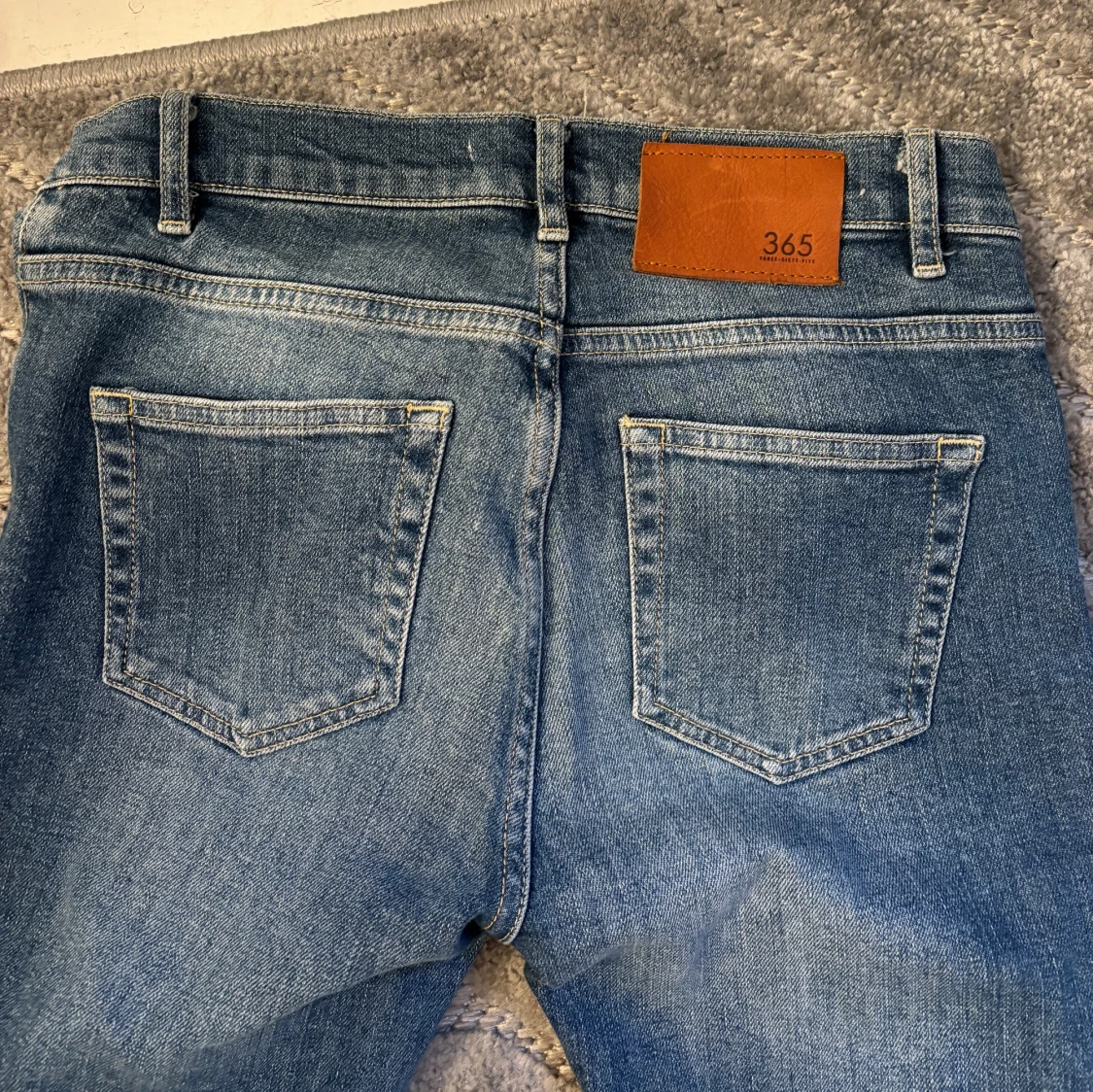 Blå jeans från 365, storlek 27 - 1