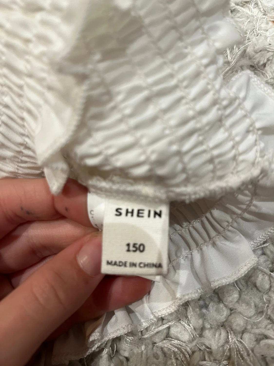 Vit blus med volang från SHEIN - 1