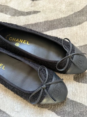 Ballerina skor - Fina oanvända svarta ballerina skor