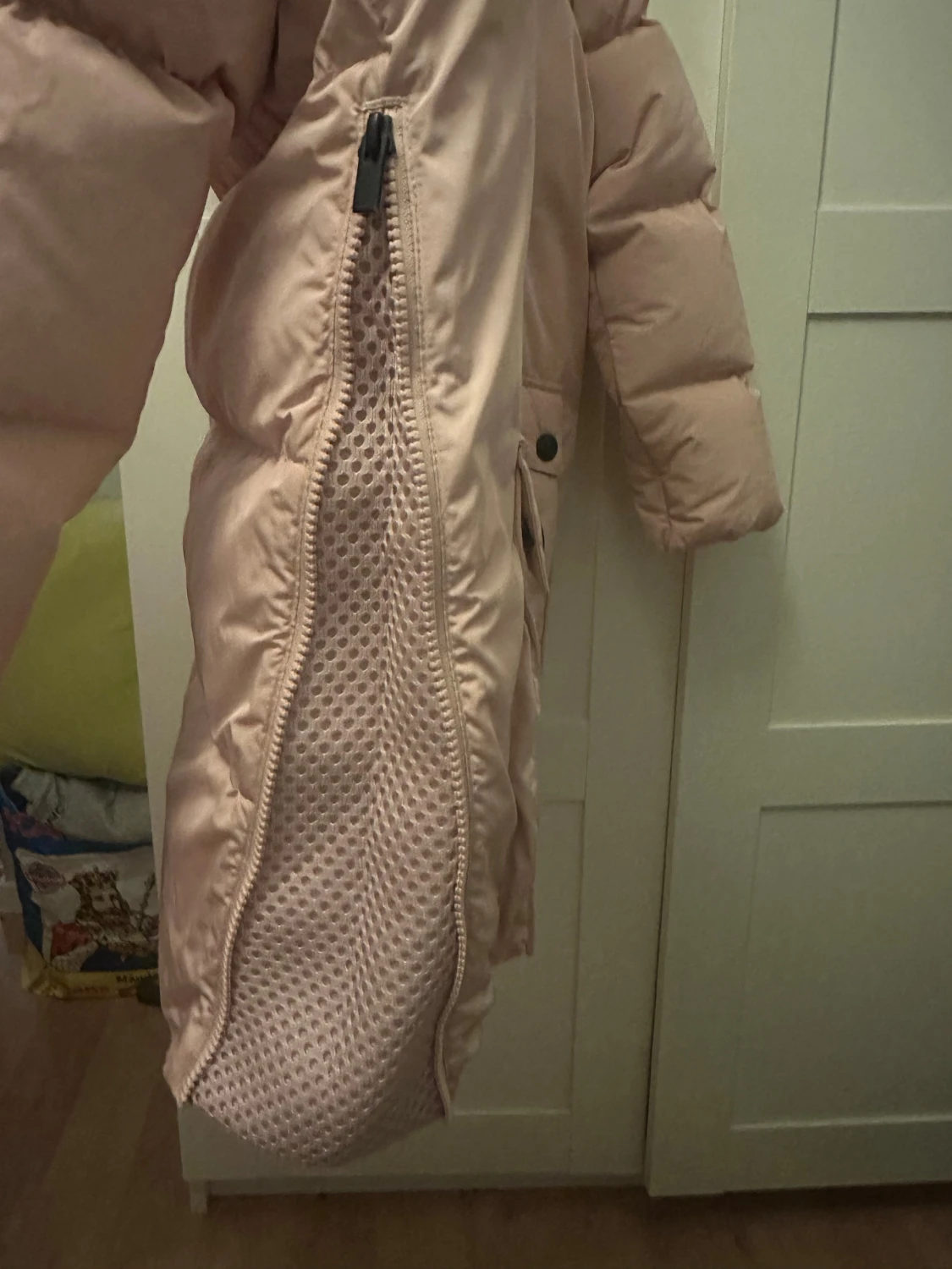 Ljusrosa Peak Performance stella jacket  - 3