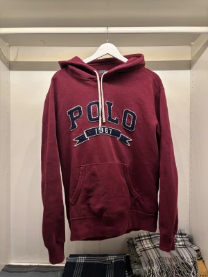 Polo Ralph Lauren Hoodie - Superbra skick- storlek L - skriv vid frågor!