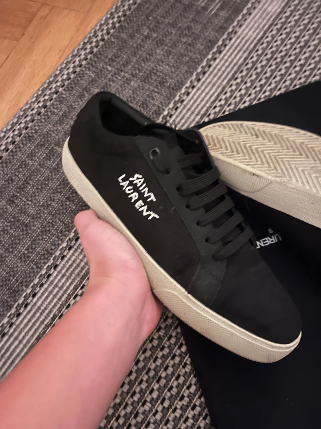 Svarta Saint Laurent sneakers - 2