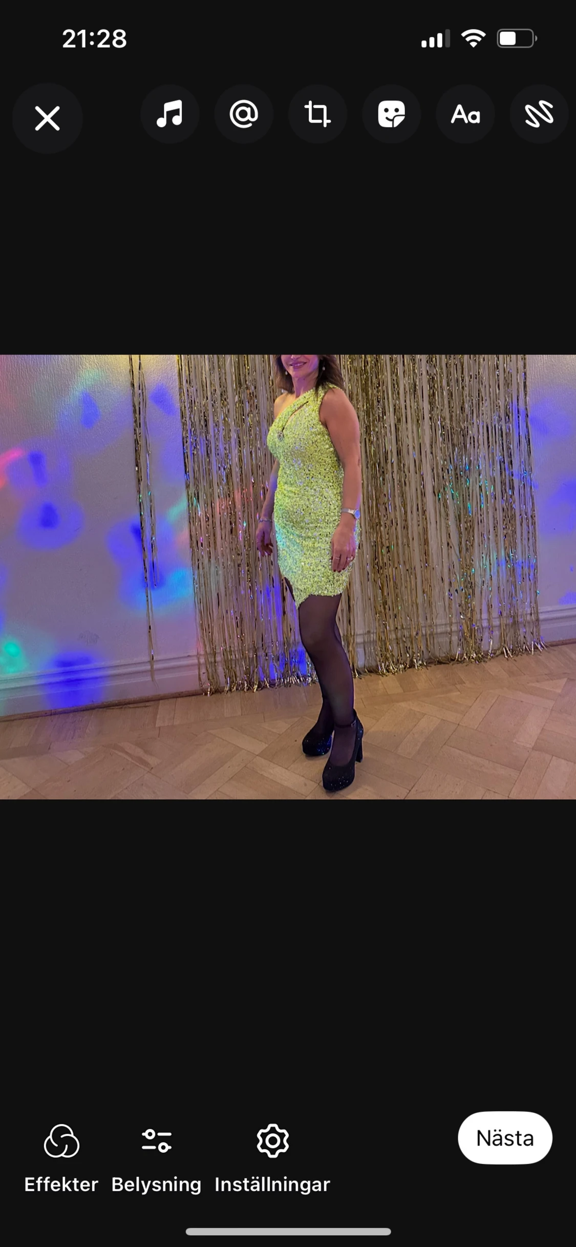 Limegrön paljettklänning Forever New - 3