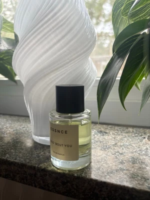 ESSNCE COCO 'BOUT YOU  -  parfym från ESSNCE med doften COCO 'BOUT YOU 50 ML