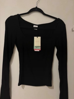 Gina tricot soft touch jersey top - Helt ny tröja från Gina Tricot storlek xs med prislapp på 