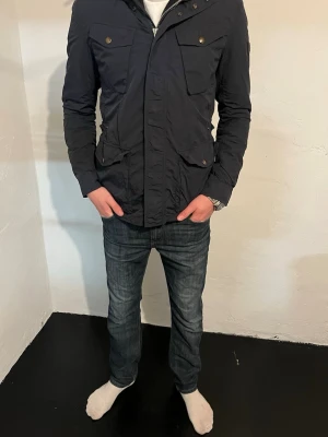 Woolrich Field jacket - Skick 10/10 - Storlek M men sitter mer som en S - 999kr🤝