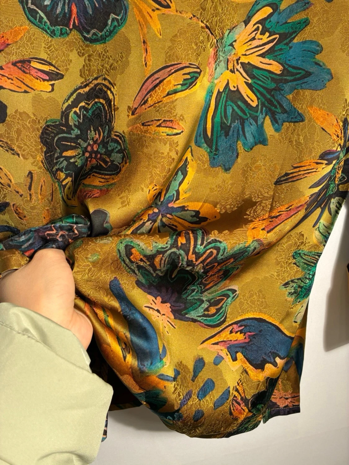 Silkesjacka i 100 % siden – konstnärligt mönster  - 4