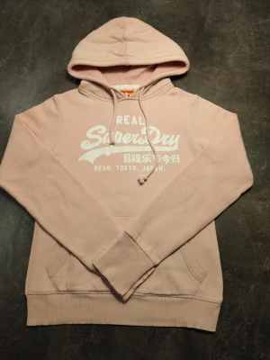 Superdry Hoddie  - Inga defekter alls. Normal i storleken.