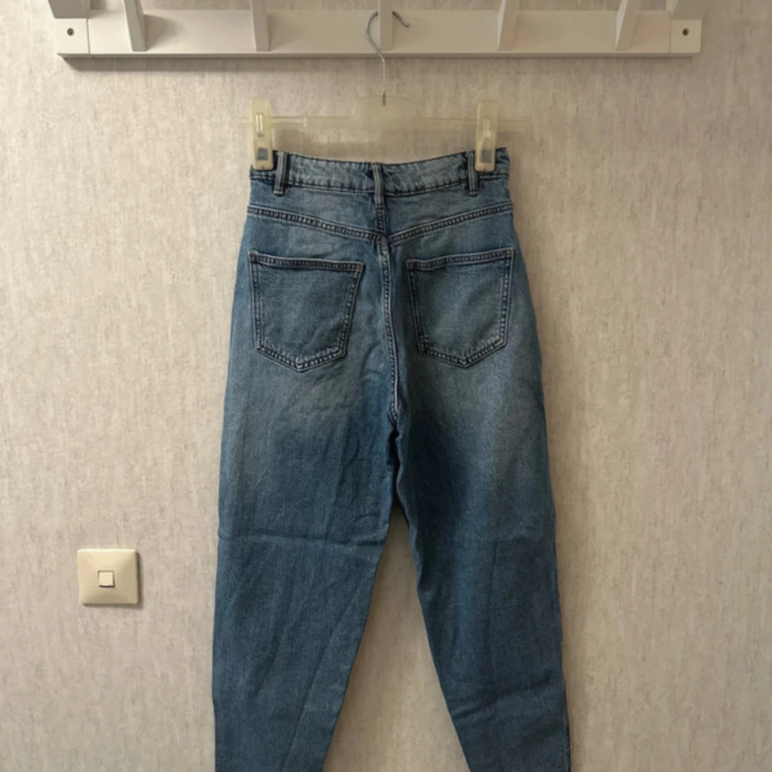 Blå denimjeans från Kappahl strl 34 - 2