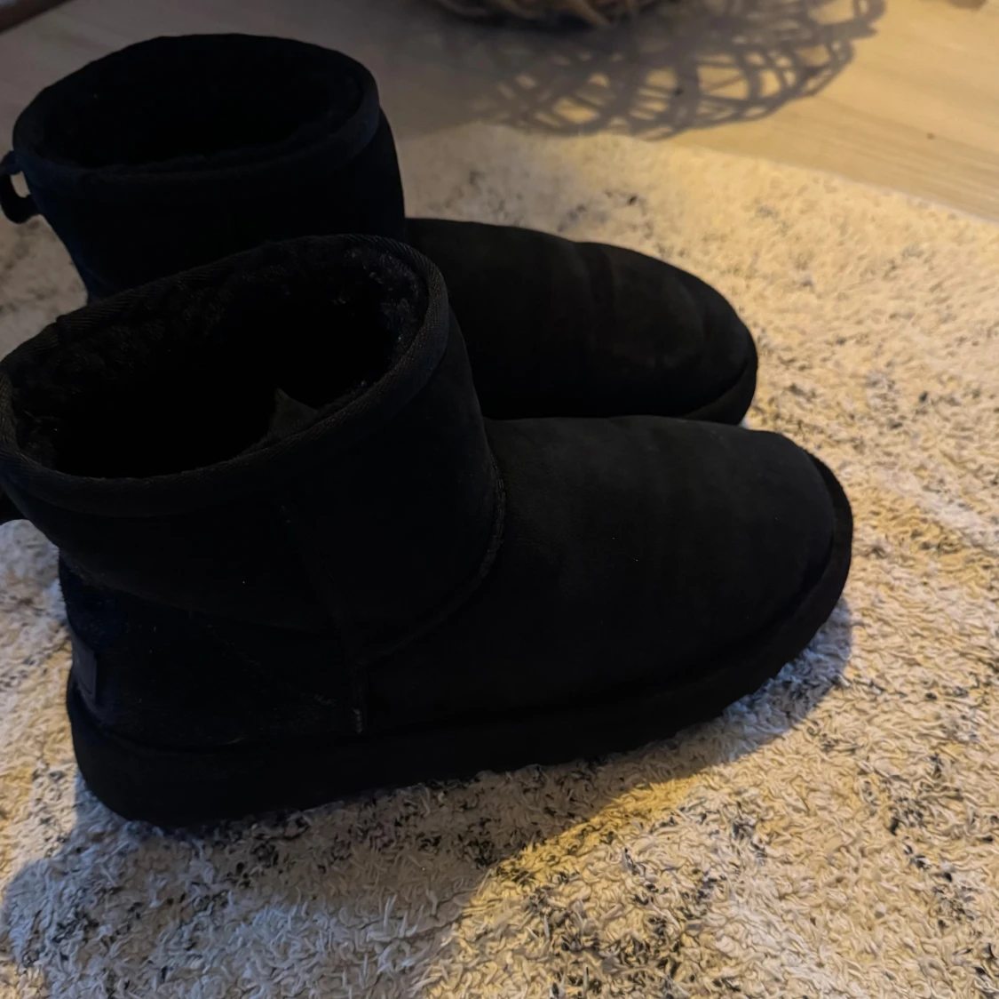 Svarta Ugg’s 