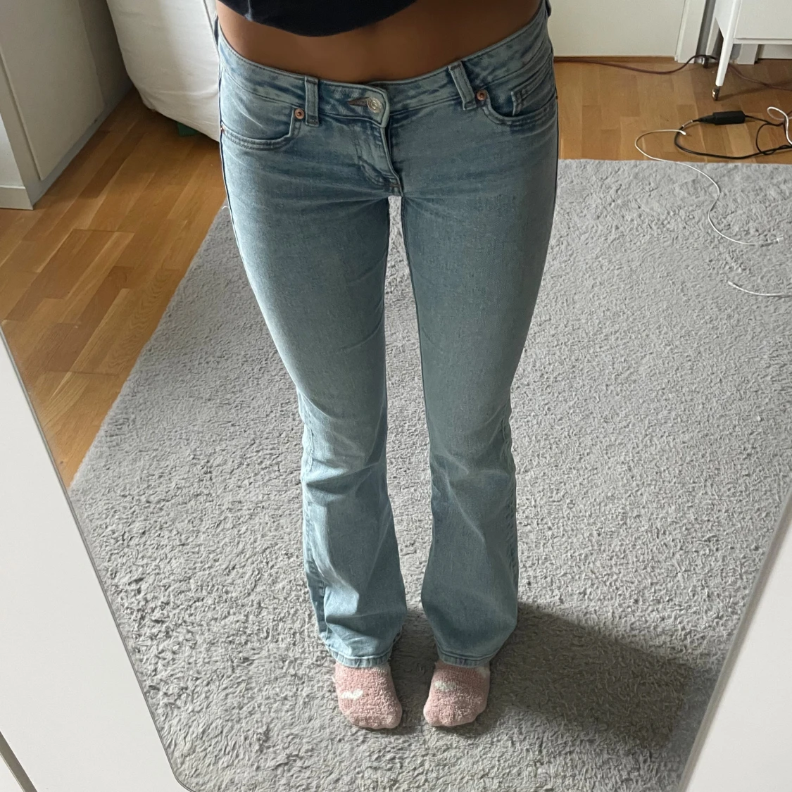 Ljusblå bootcut jeans