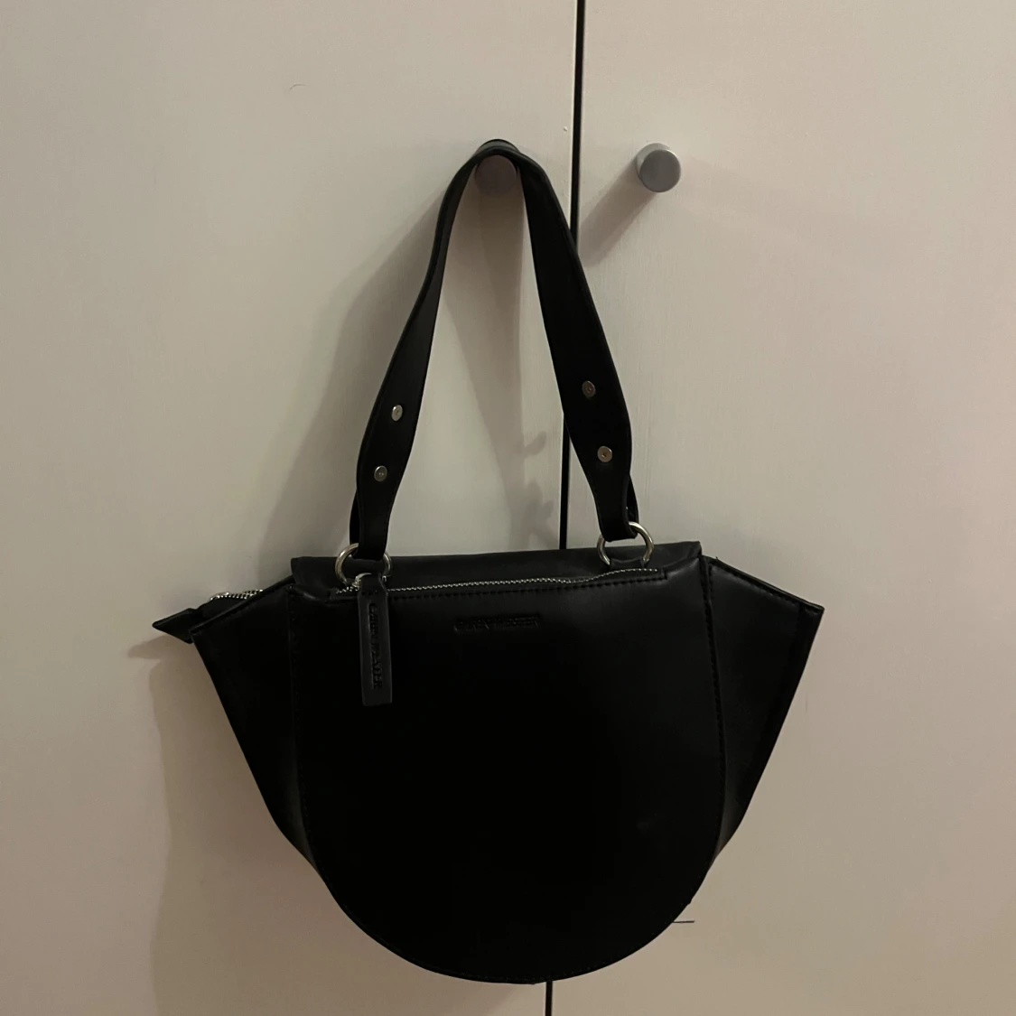 Svart handväska - 1