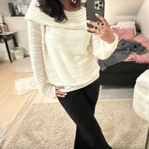 vit stickad tröja  - 🥂🤍🥼🪡👒