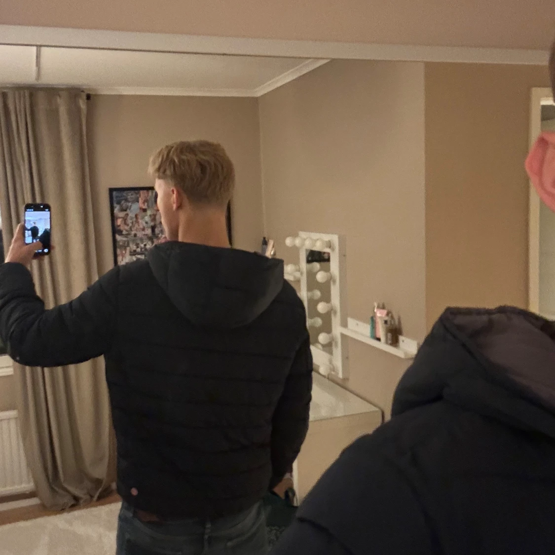 Mörkblå pufferjacka från Colmar - 1