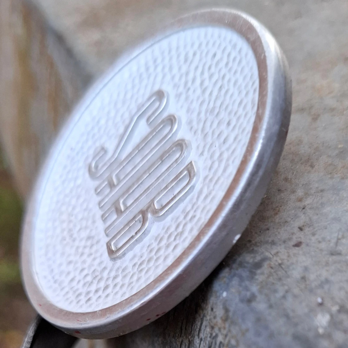 SAAB 96 emblem 1960 tal till sidoventilation - 3