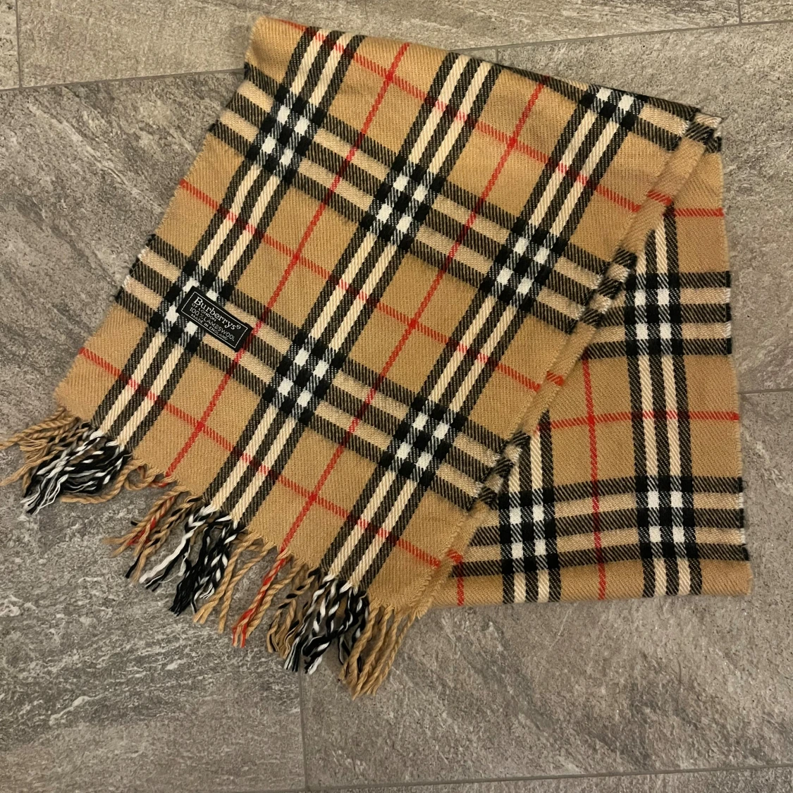 Rutig beige halsduk från Burberry - 1