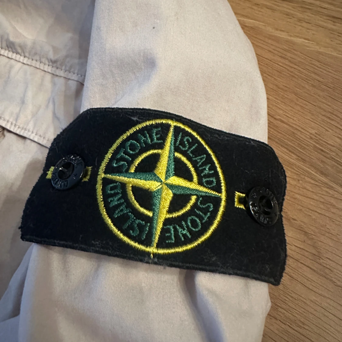 Beige overshirt från Stone Island [Utförsjölningspris] - 3