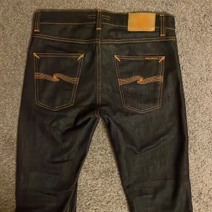 Nudie Jeans lean dean - Nudie Jeans ”Lean Dean” i 10/10 skick, nyskick. Storleken på dem är W28 L30. Pris kan diskuteras  och tveka inte på att fråga om du har några funderingar!