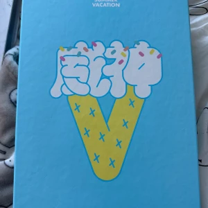 kpop wayv 2019 summer vacation kit - kpop wayv 2019 summer vacation kit, includes what’s shown in the pictures :) if you have any questions, feel free to ask!