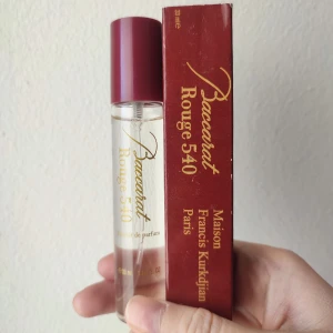 Maison Francis Kurkdjian Baccarat Rouge 540 Perfume - Maison Francis Kurkdjian Baccarat Rouge 540 Perfume. 33ml bottle. New! Flaws on the box.