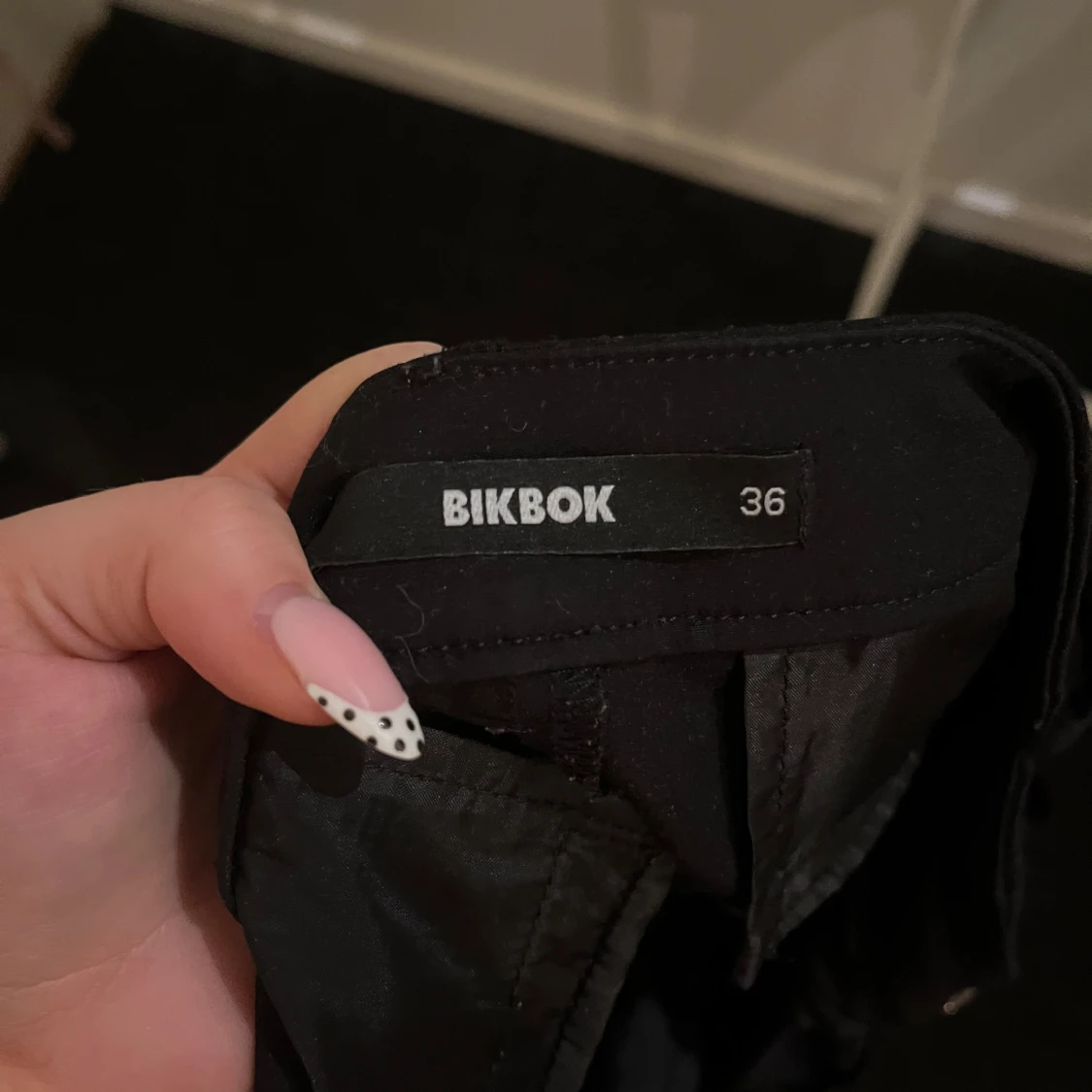 Vera bikbok kostymbyxor  - 2