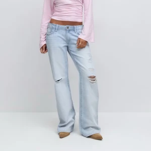 Jättefina jeans!! - Jättefina Gina Young jeans i storlek 164, dom är slutsålda på hemsidan, pris kan diskuteras💕💕