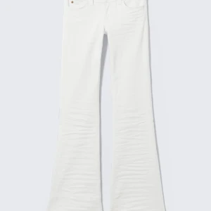 weekday cheap Monday jeans - Superfina som är helt slutsålda, passar mig som vanligtvis har xs/s i byxor så de är ganska små i storleken💗