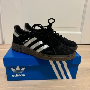 Adidas skor - Adidas spezial i bra skick!!!