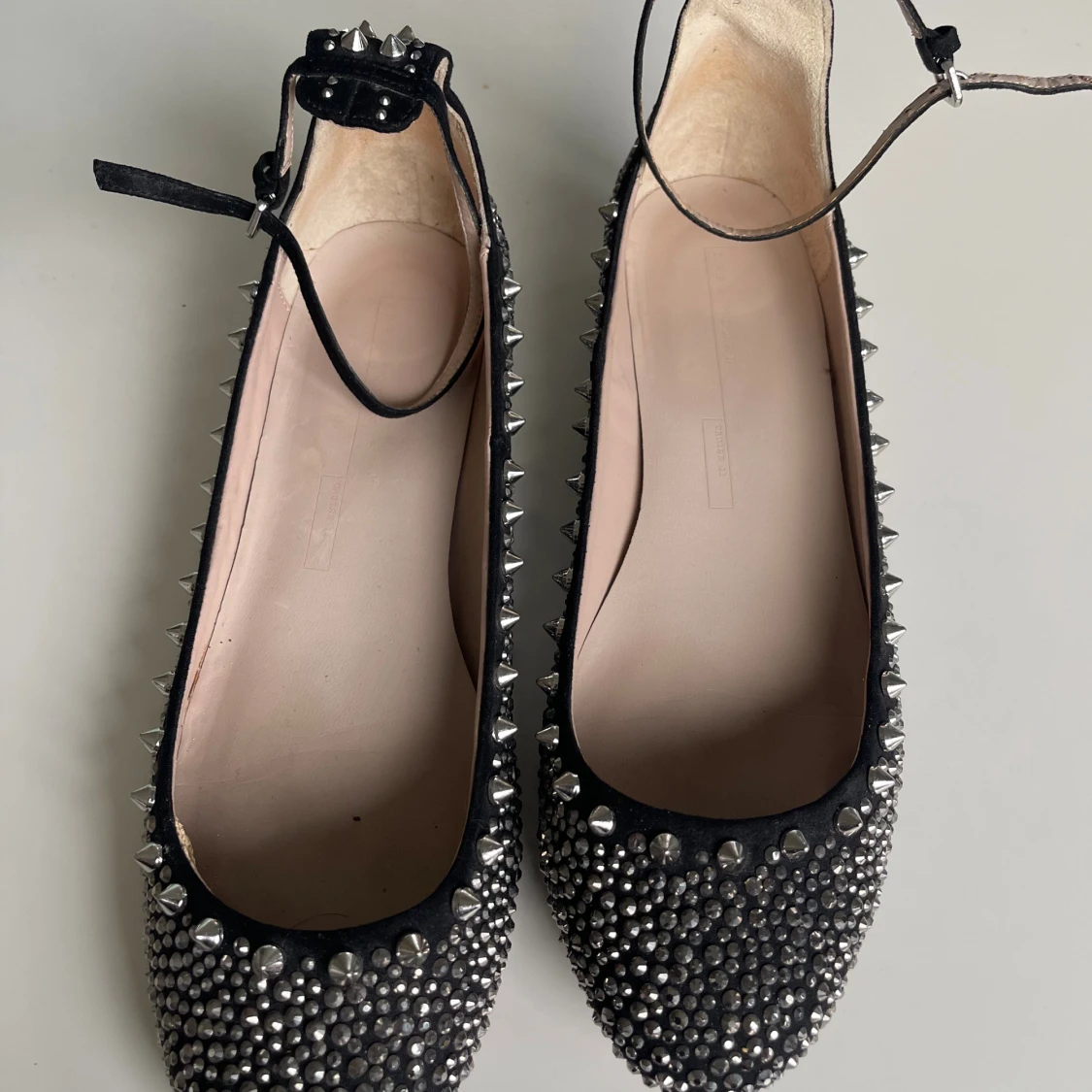 Svarta ballerina med nitar och strass - 1