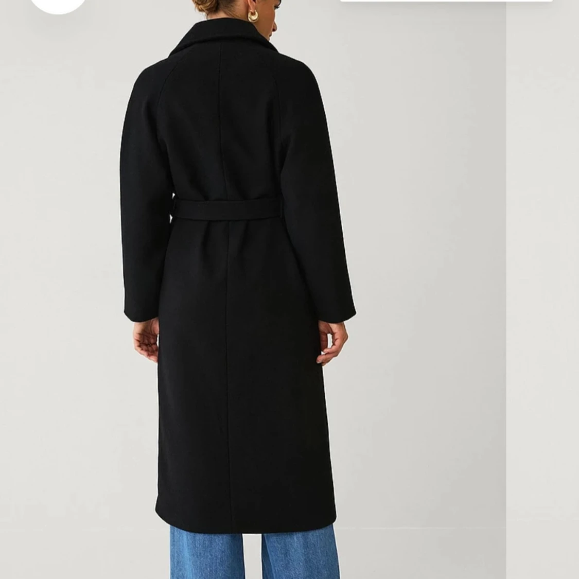 Svart lång kappa med bälte - 2