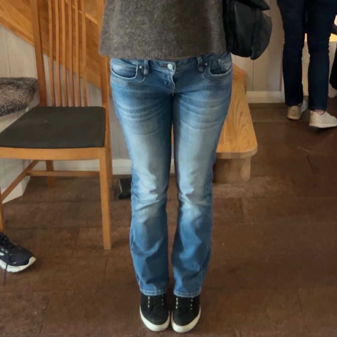 Blå bootcut jeans från LTB - 1