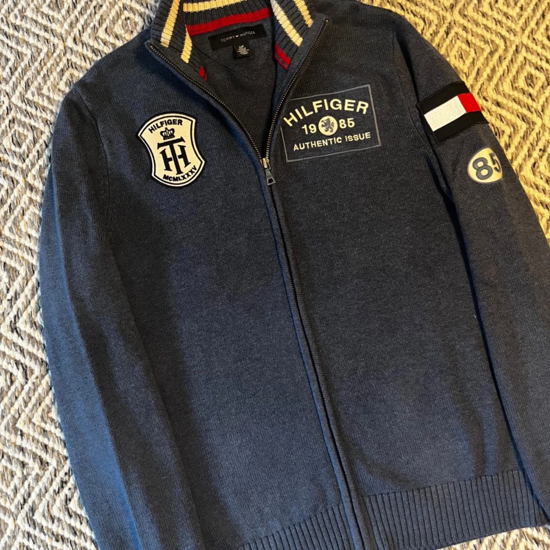 TOMMY HILFIGER KOFTA - 90