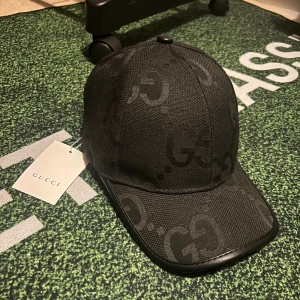 Svart JUMBO Gucci keps  - Pris går att diskutera vid snabb affär!!